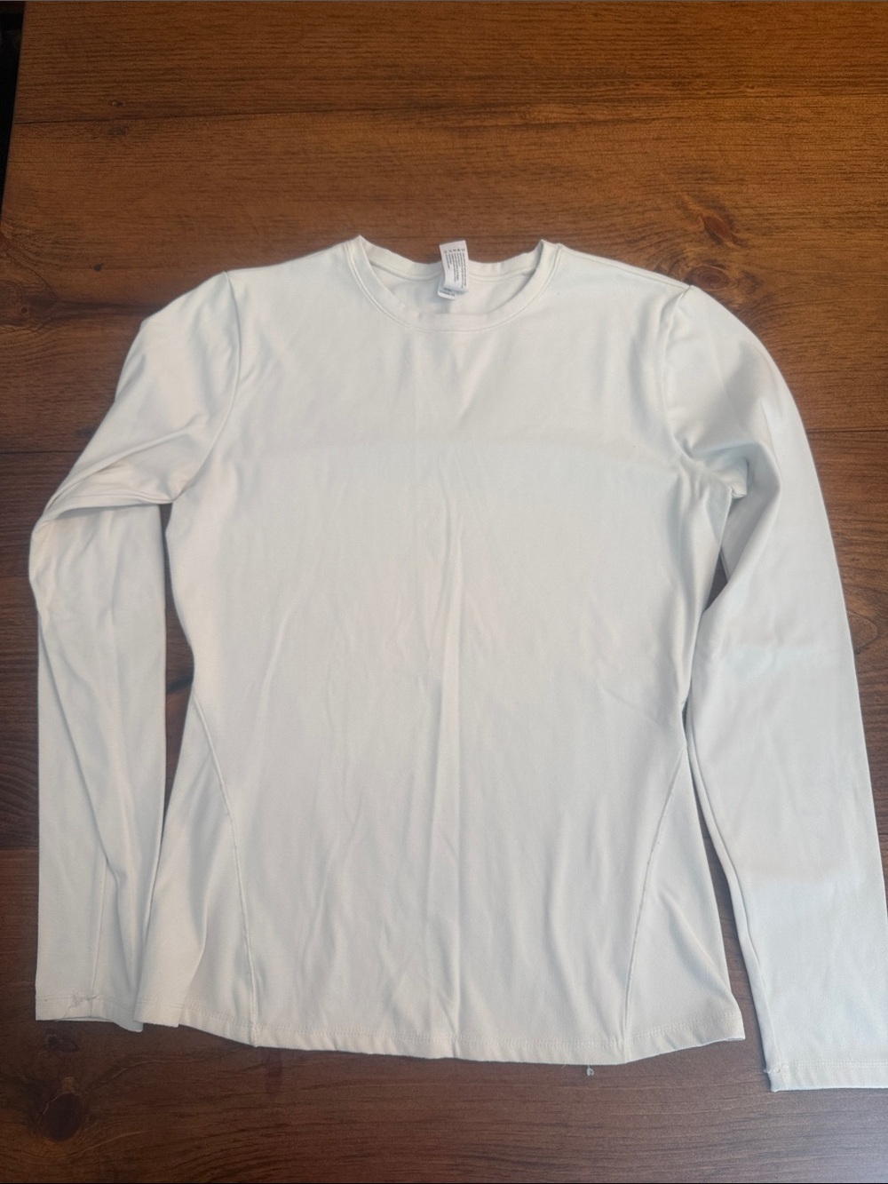 Yogalicious women’s  Long-Sleeve Crew Neck Shirt - White